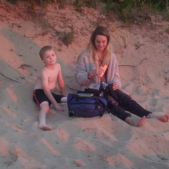 Meet your Posher, Christopher - Picture 2 of 4